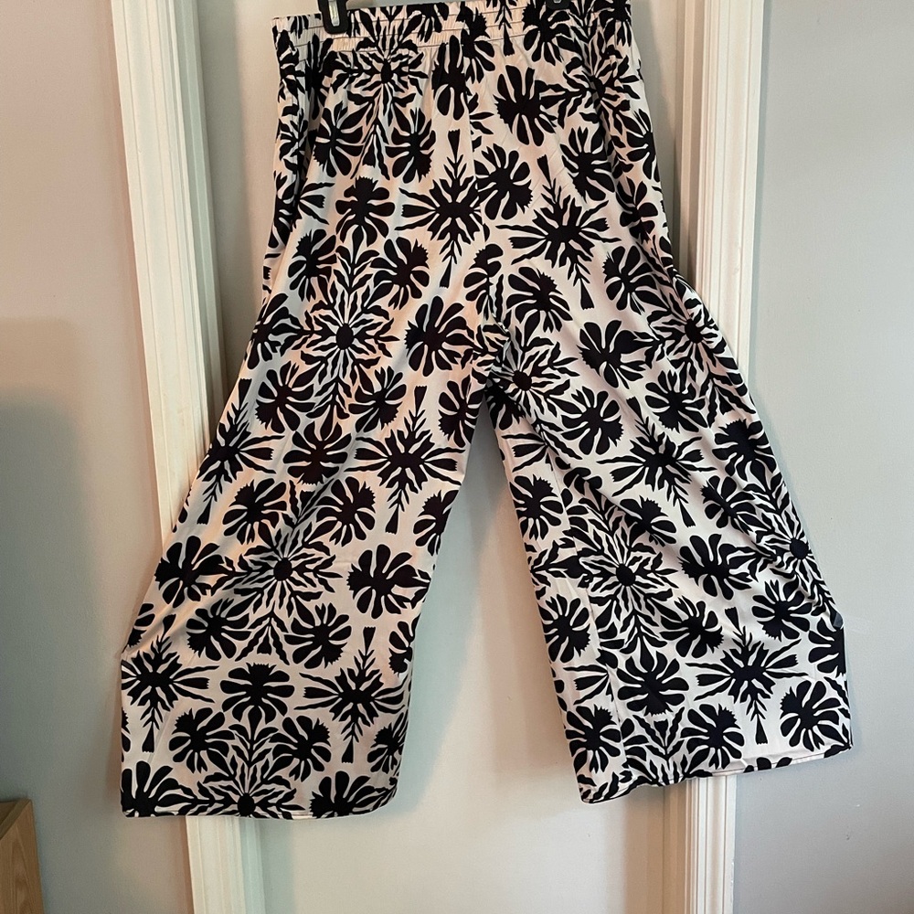 MELLODAY Black & White Floral Wide-Leg Trousers